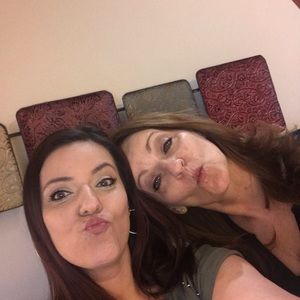 Meet your Posher, Kim